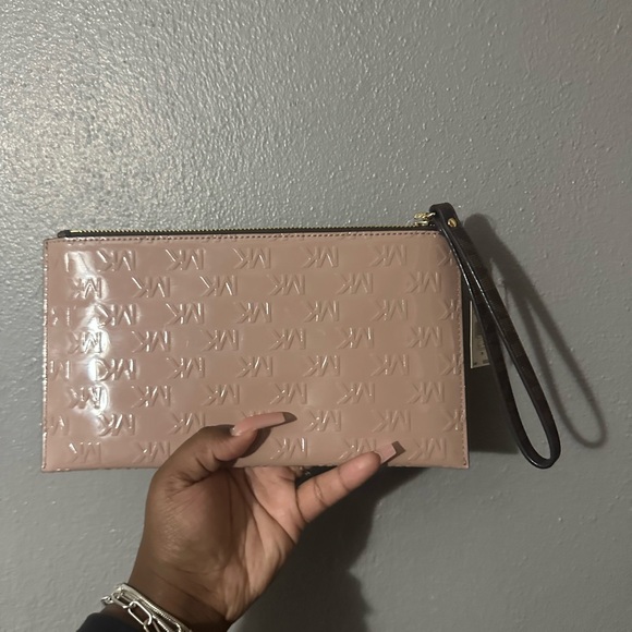 Mk wristlet - Picture 3 of 3